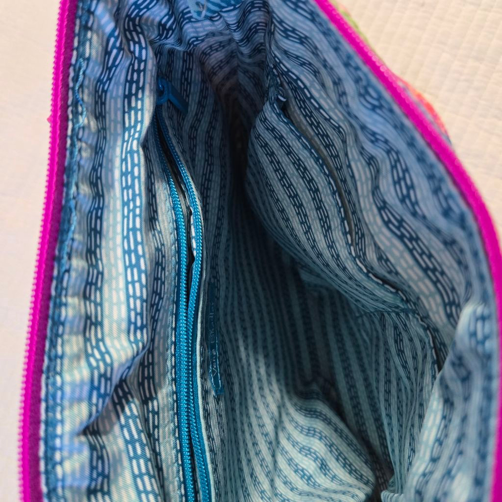 VERA BRADLEY Floral Super Bloom Hipster Crossbody Bag - Picture 9 of 13